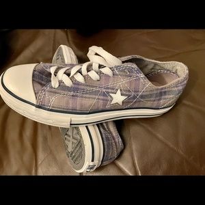 NWT Women’s Converse One Star Sz 6.5 6 1/2